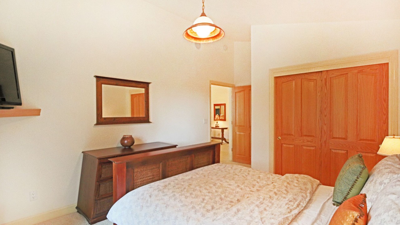 Photo of Bedroom in Tahoe Woods
