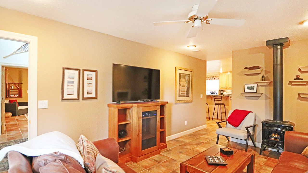 Photo of Livingroom in Tahoe Woods