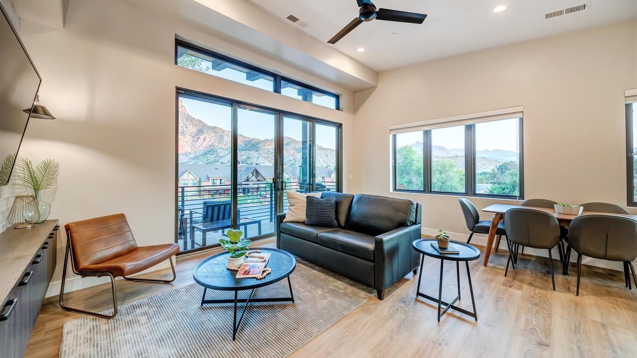 Photo of Livingroom in Zion National Park South Entrance