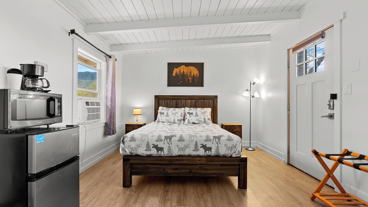 Photo of Bedroom in Walker