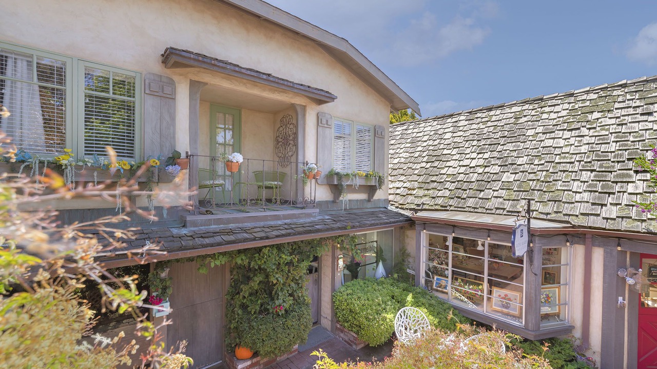 Photo of Patio Balcony in Northwest Carmel
