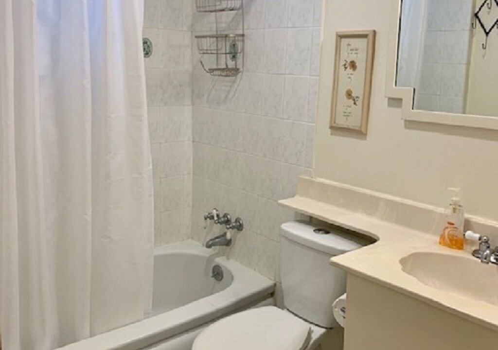Photo of Bathroom in Alameda