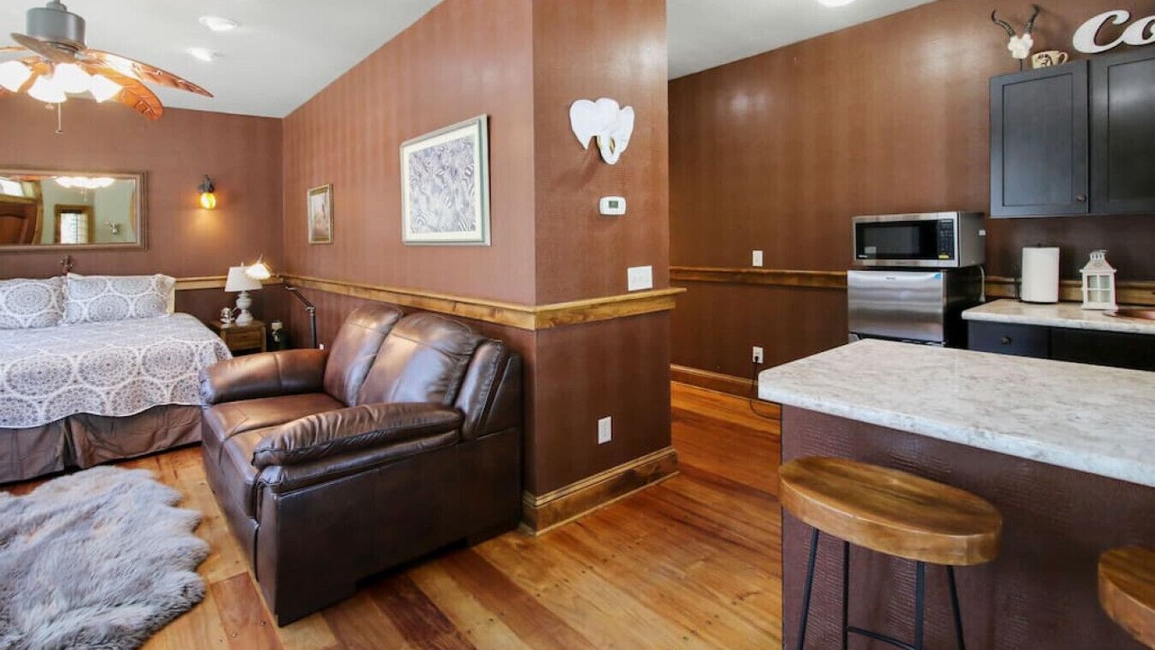 Photo of Livingroom in Jacksonville