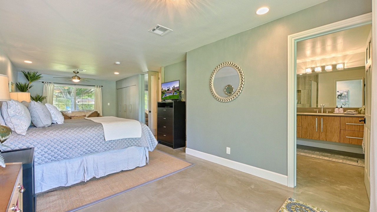 Photo of Bedroom in Magnesia Falls Cove
