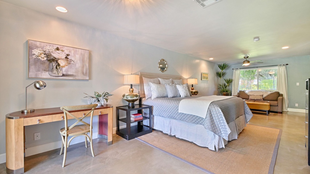 Photo of Bedroom in Magnesia Falls Cove