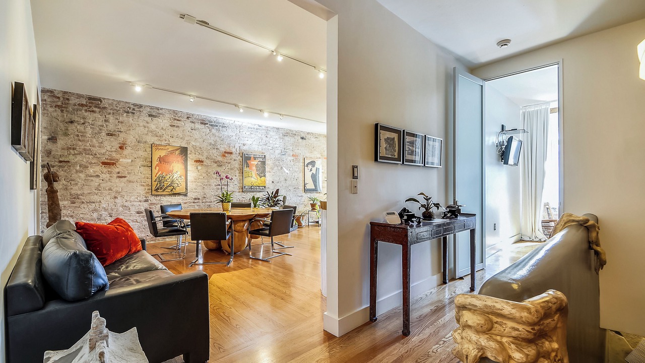 Photo of Bedroom in Downtown San Francisco