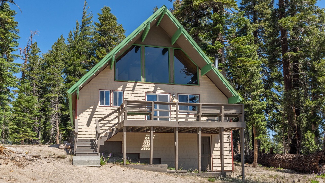 Photo of Outdoor in Ashland
