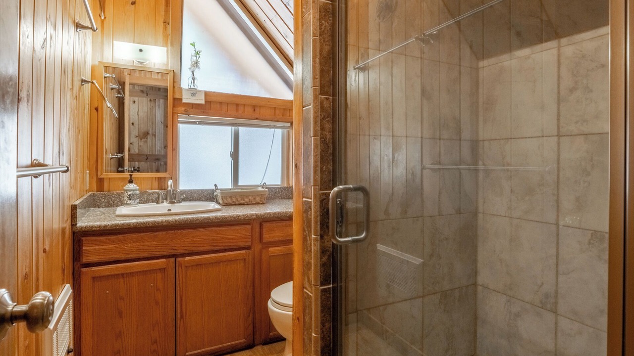 Photo of Bathroom in Mammoth Lakes
