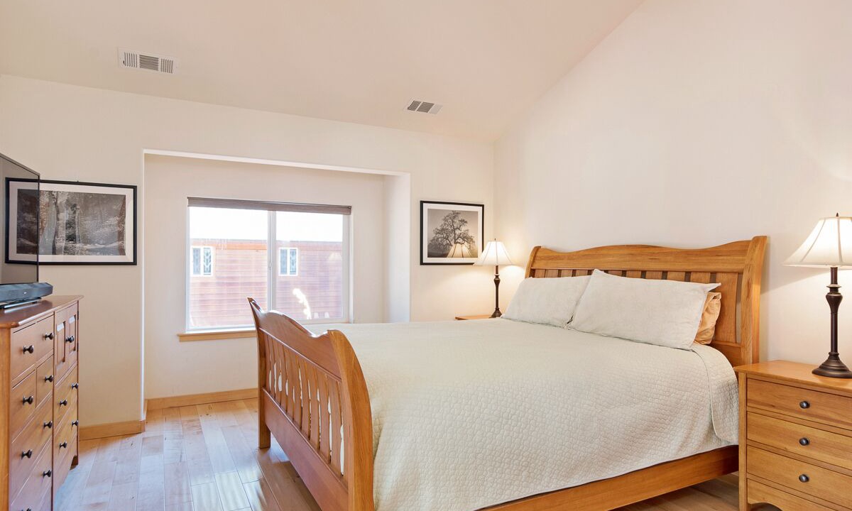 Photo of Bedroom in Kings Beach