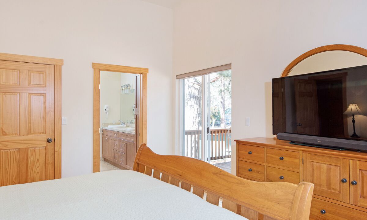 Photo of Bedroom in Kings Beach