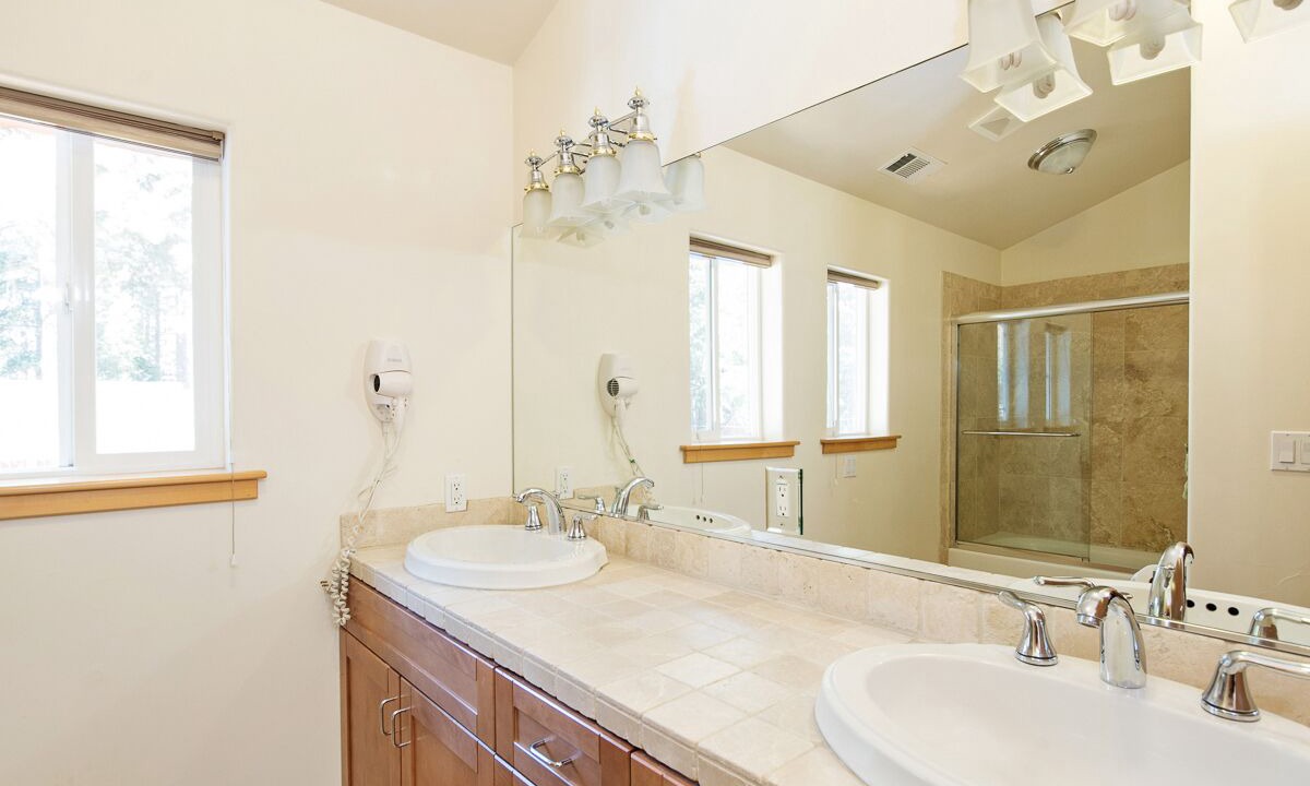 Photo of Bathroom in Kings Beach