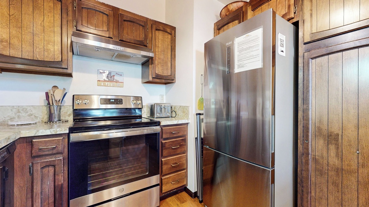 Photo of Kitchen in Mammoth Lakes