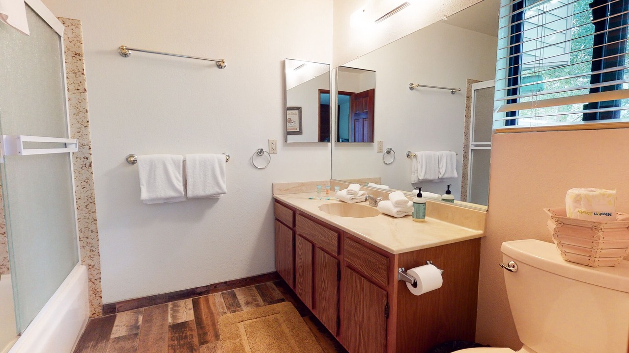 Photo of Bathroom in Mammoth Lakes
