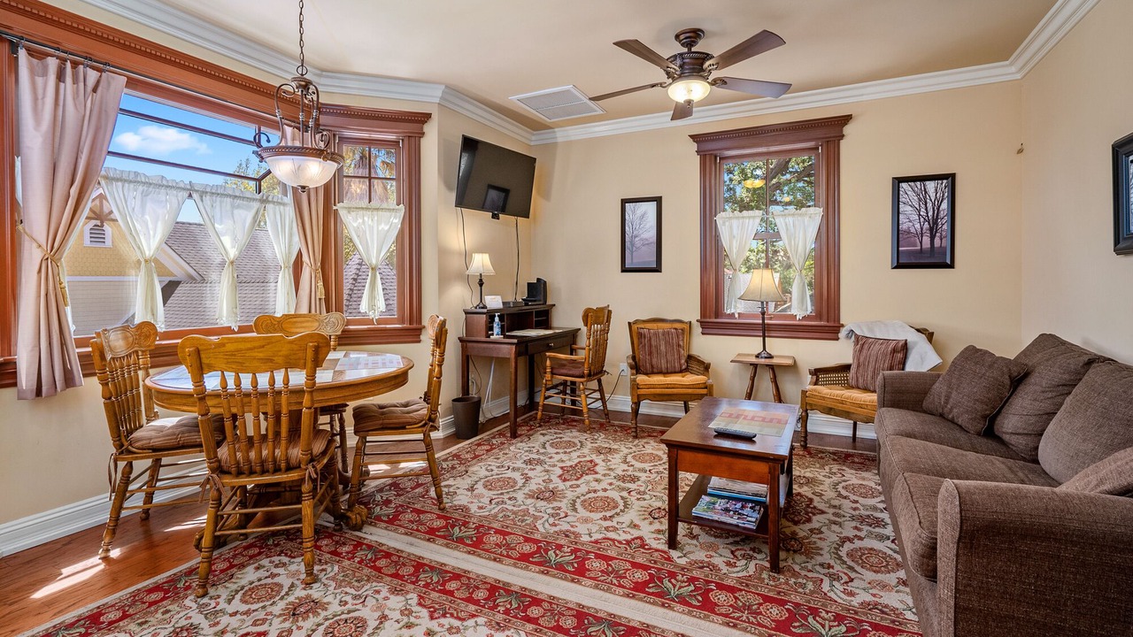 Photo of Livingroom in Paso Robles