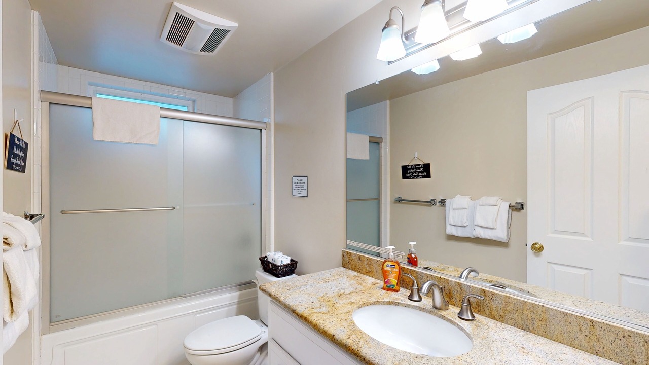 Photo of Bathroom in Cayucos