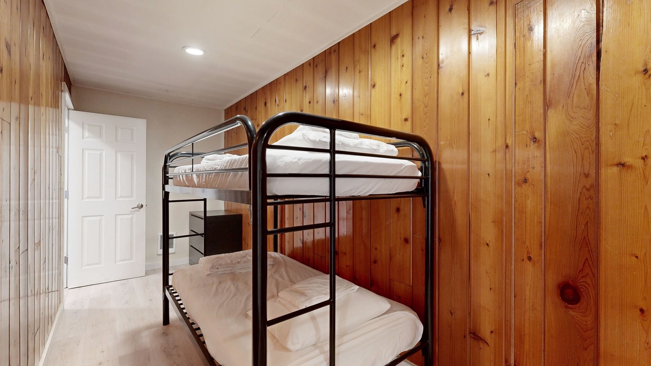 Photo of Bedroom in Lincoln City