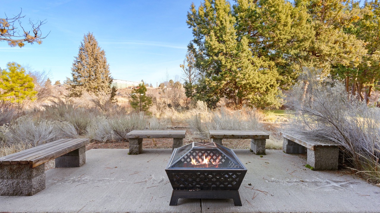 Photo of Outdoor in Awbrey Butte