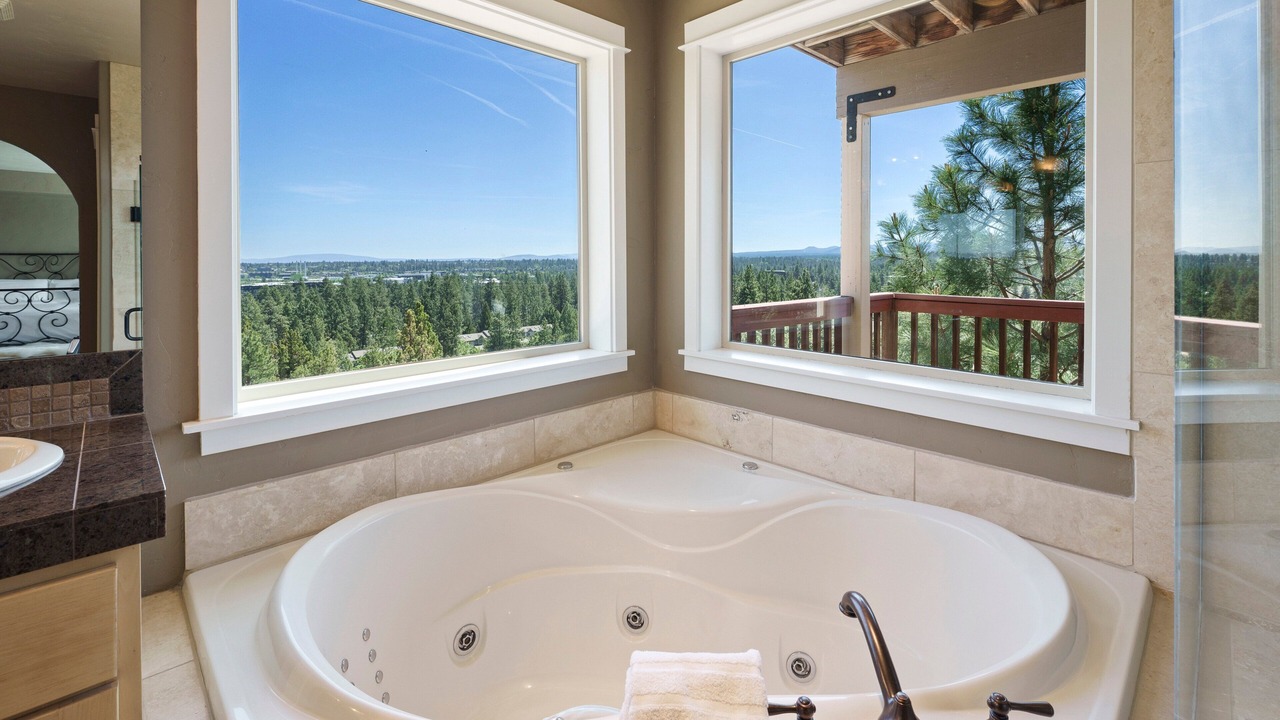 Photo of Bathroom in River West