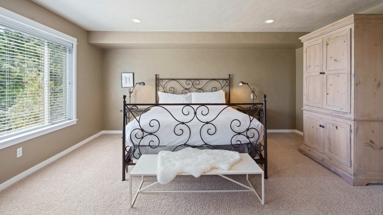 Photo of Bedroom in River West