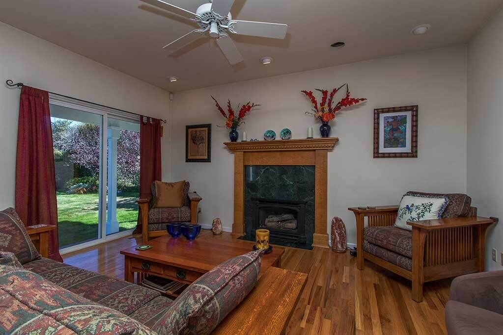 Photo of Livingroom in McKinleyville