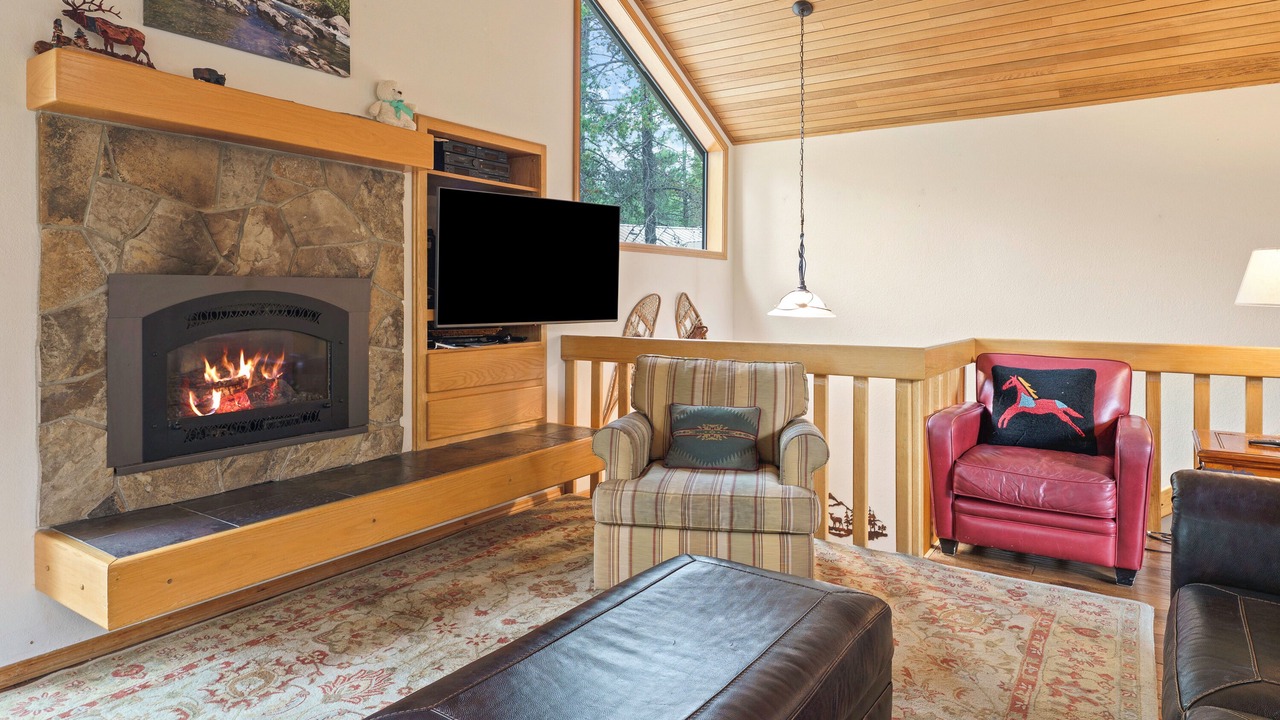 Photo of Livingroom in Sunriver