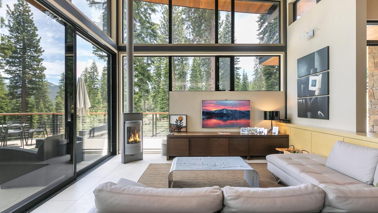 Photo of Livingroom in Truckee