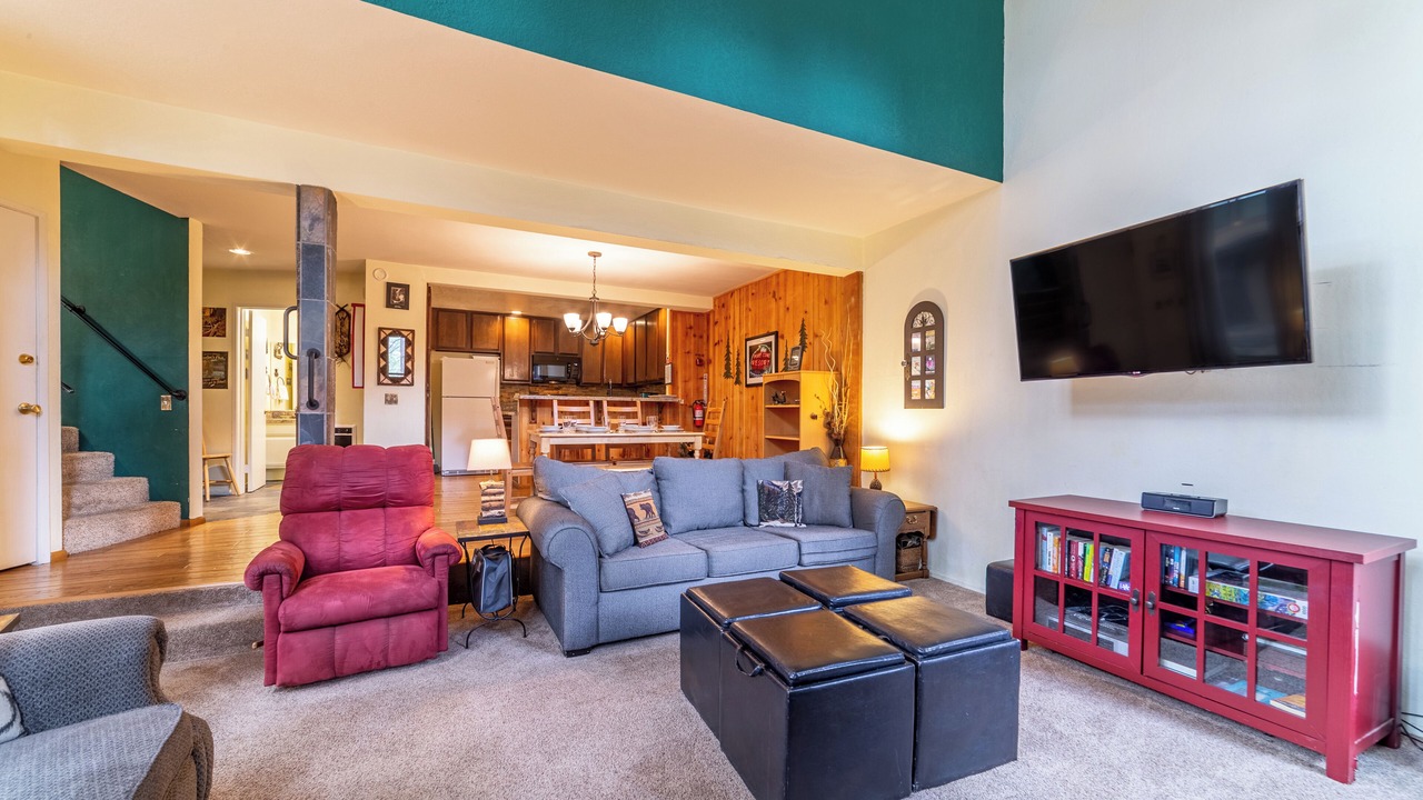 Photo of Livingroom in Mammoth Lakes