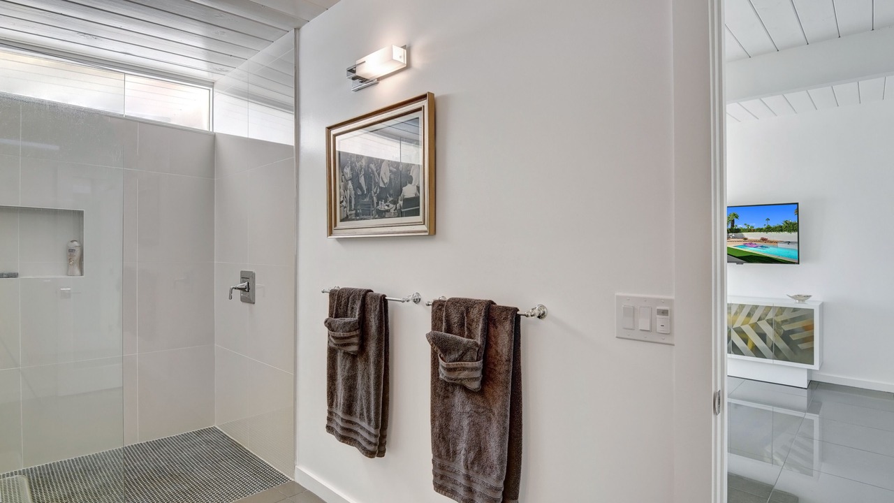 Photo of Bathroom in Sunmor