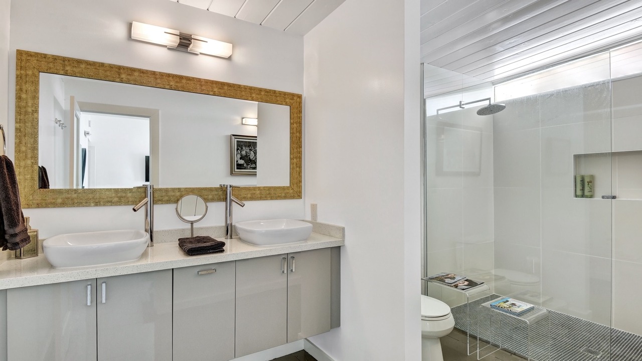 Photo of Bathroom in Sunmor