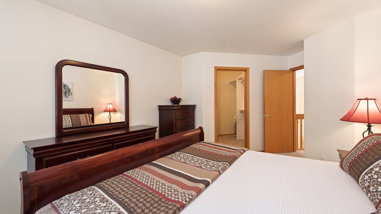 Photo of Bedroom in Sunriver