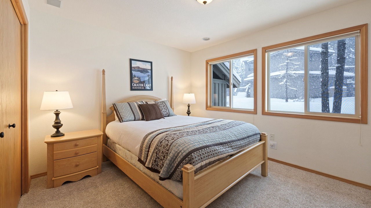 Photo of Bedroom in Sunriver