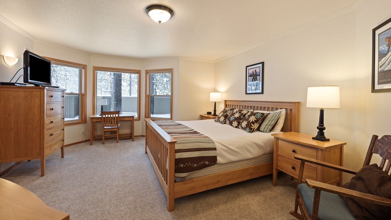 Photo of Bedroom in Sunriver