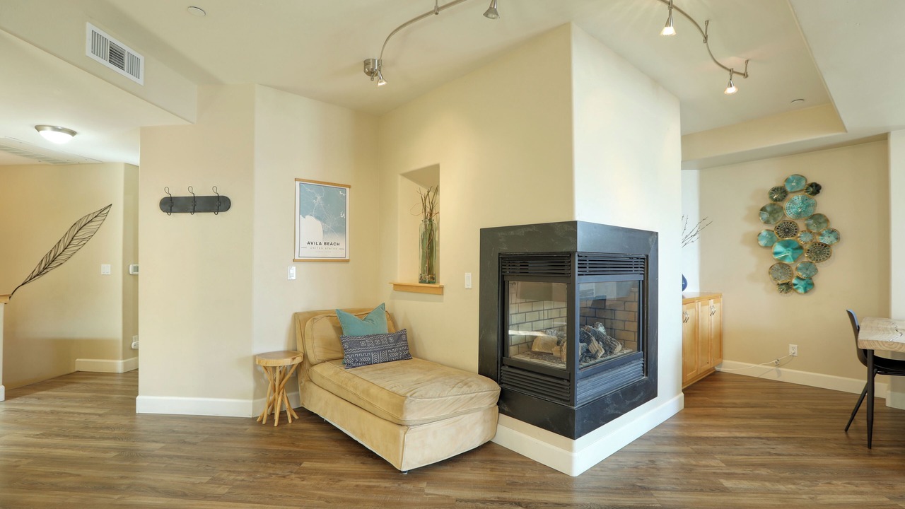 Photo of Livingroom in Avila Beach