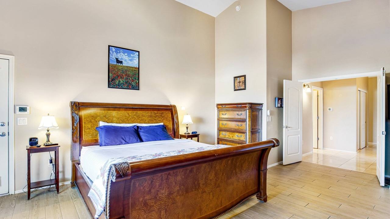 Photo of Bedroom in Tangerine Terrace