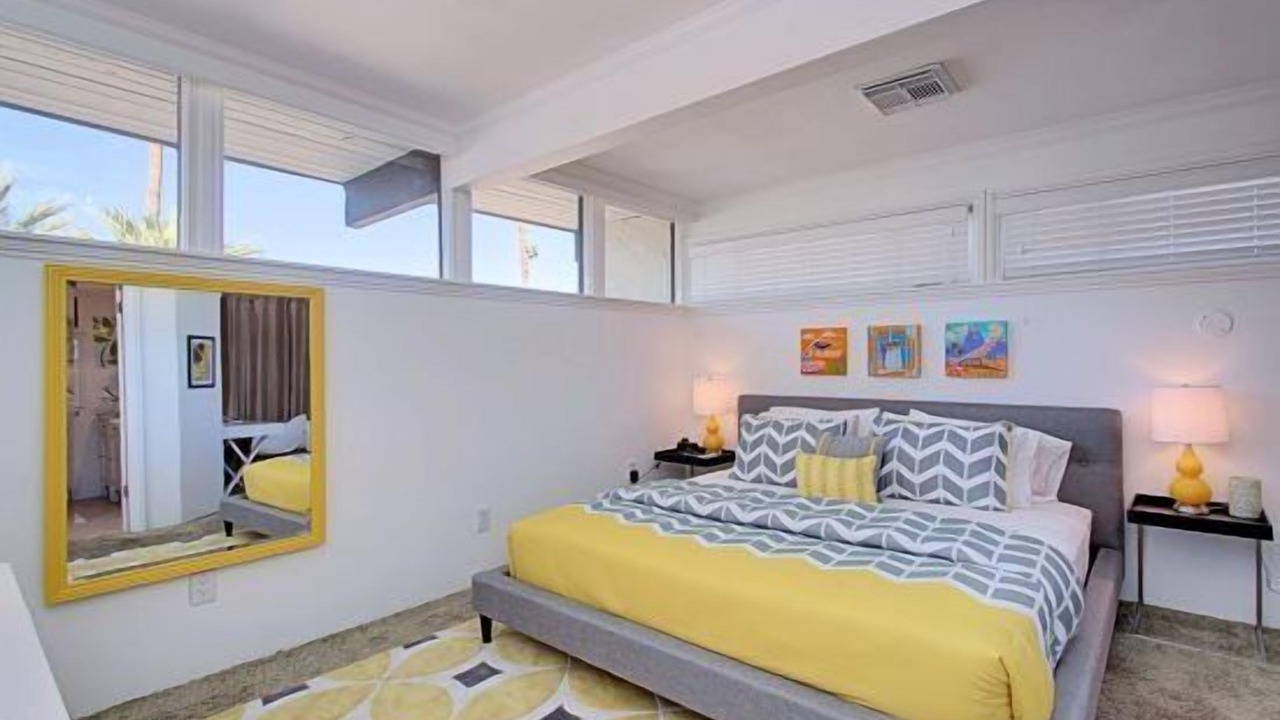 Photo of Bedroom in Twin Palms