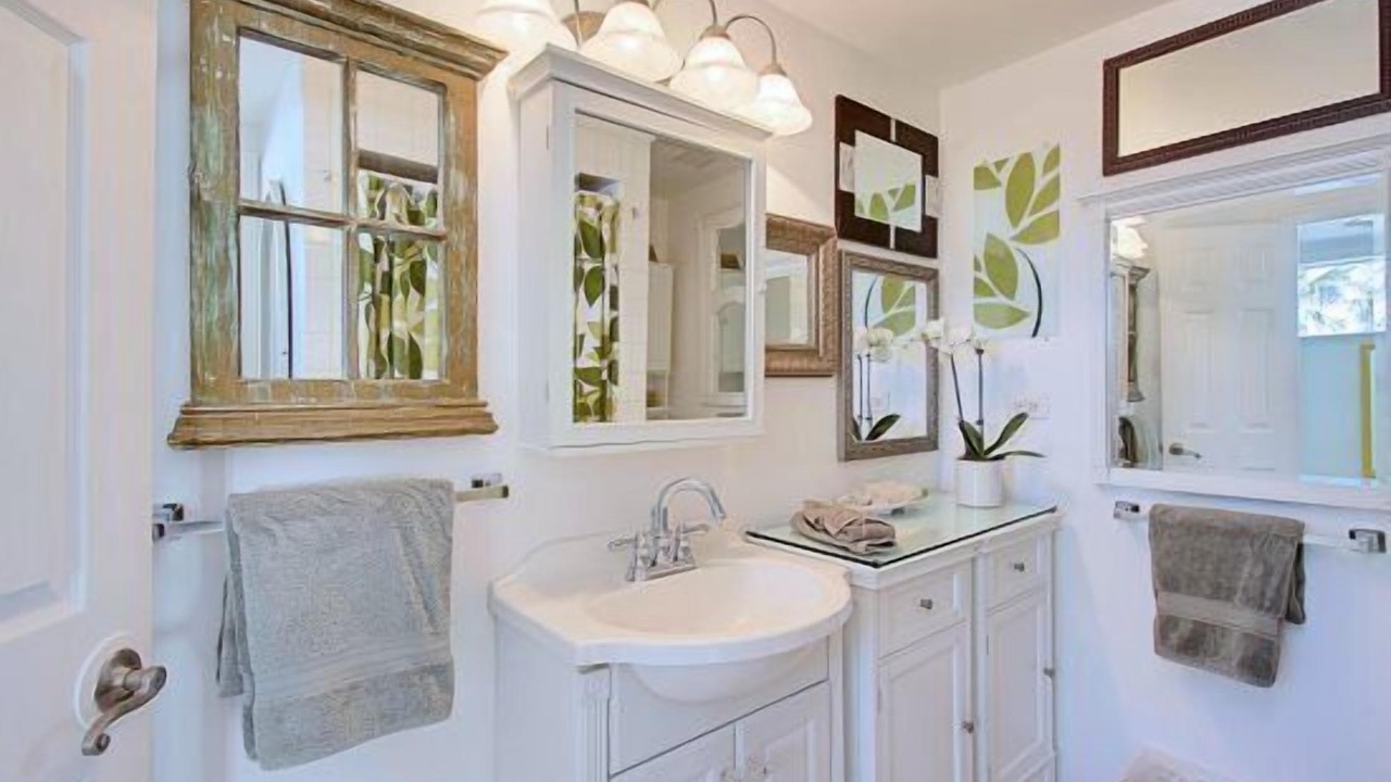 Photo of Bathroom in Twin Palms