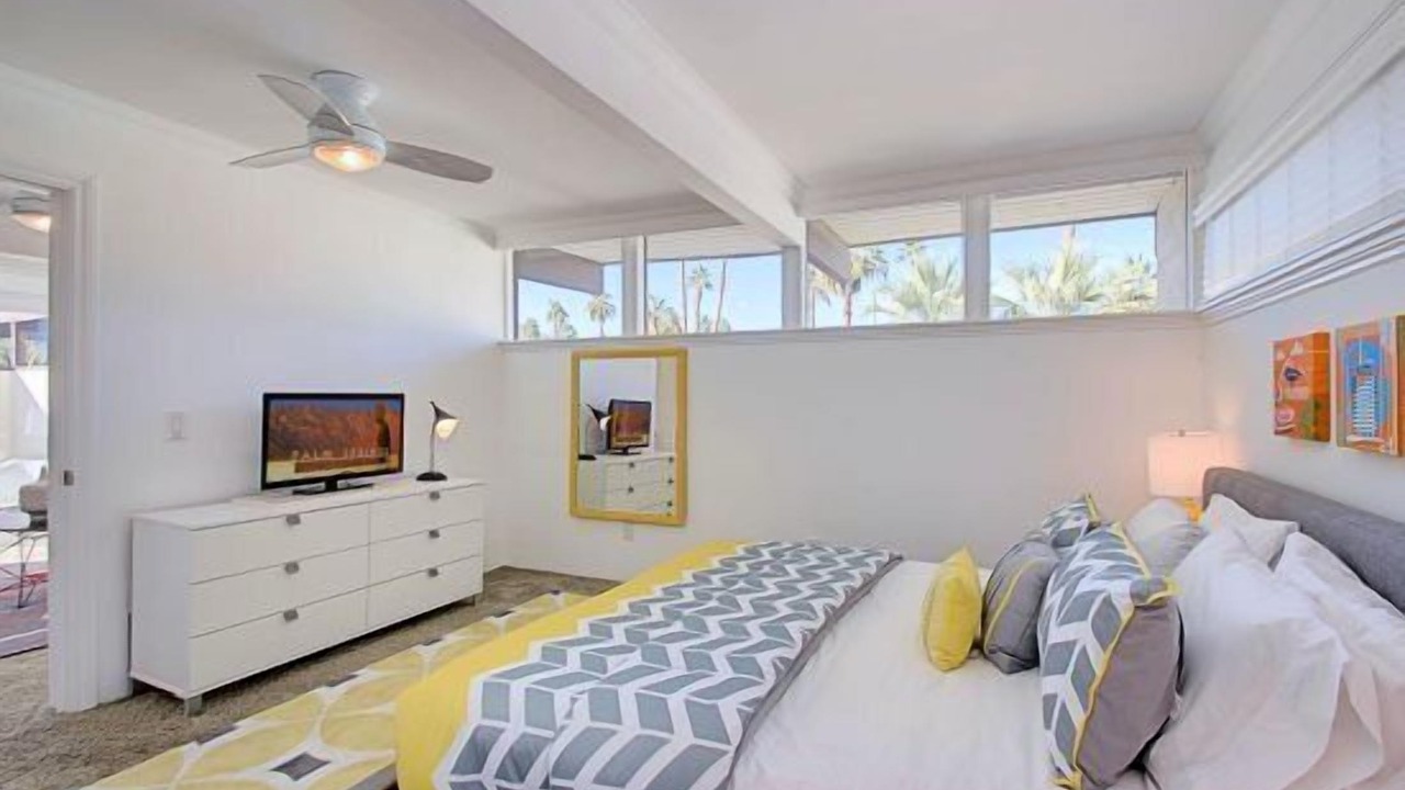 Photo of Bedroom in Twin Palms