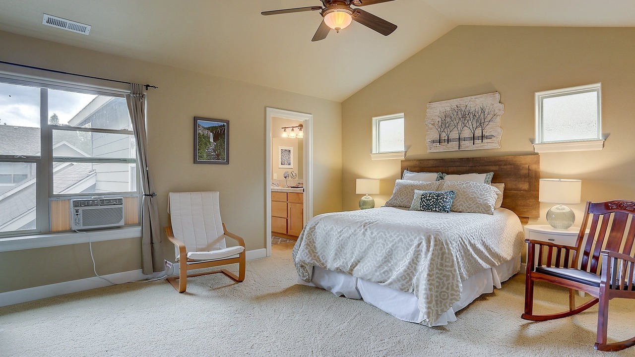 Photo of Bedroom in Southwest Bend