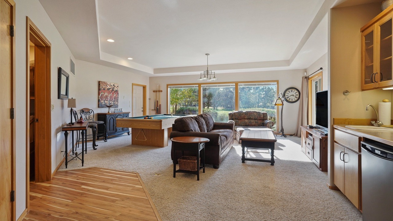 Photo of Livingroom in Sunriver