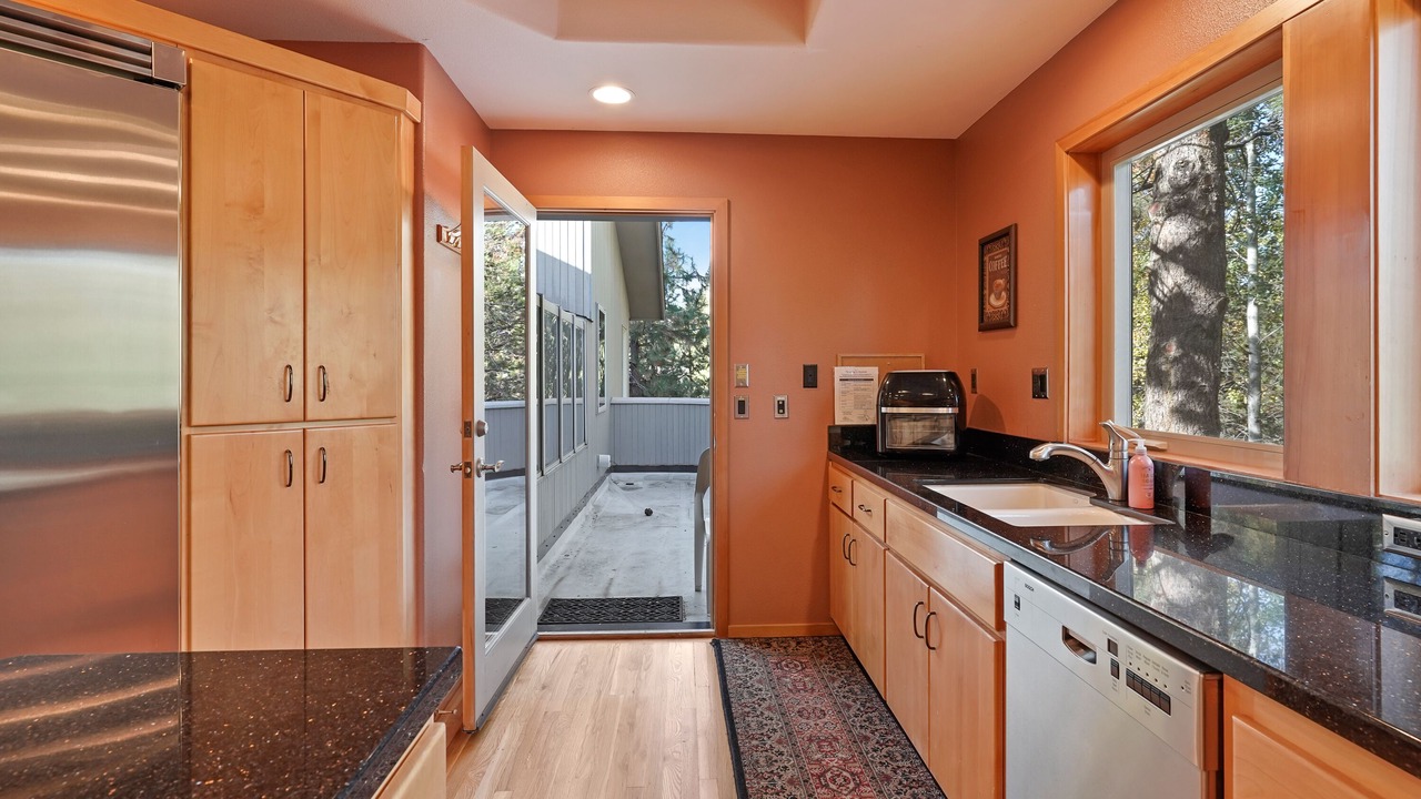 Photo of Kitchen in Sunriver