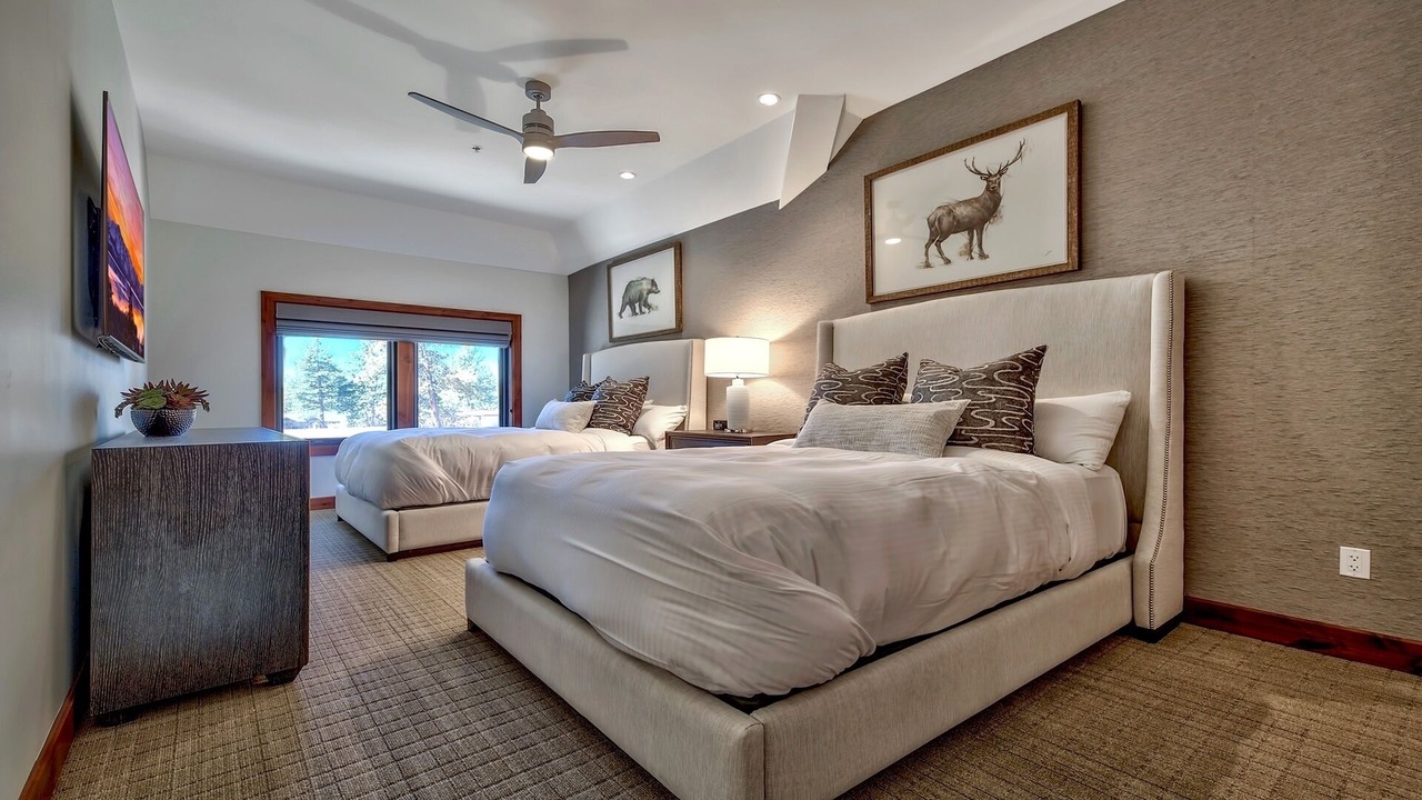 Photo of Bedroom in Lakeside Park