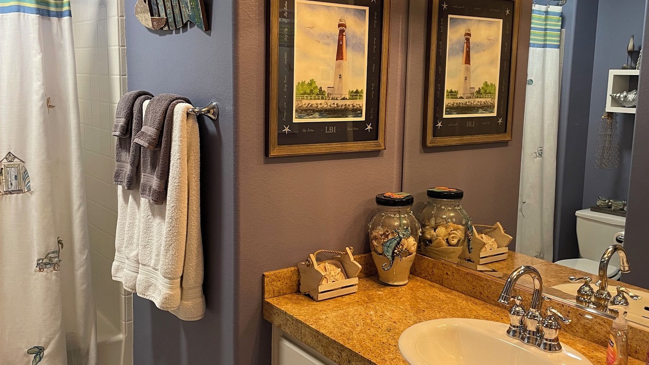 Photo of Bathroom in Topaz
