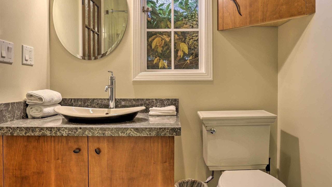 Photo of Bathroom in West Menlo Park