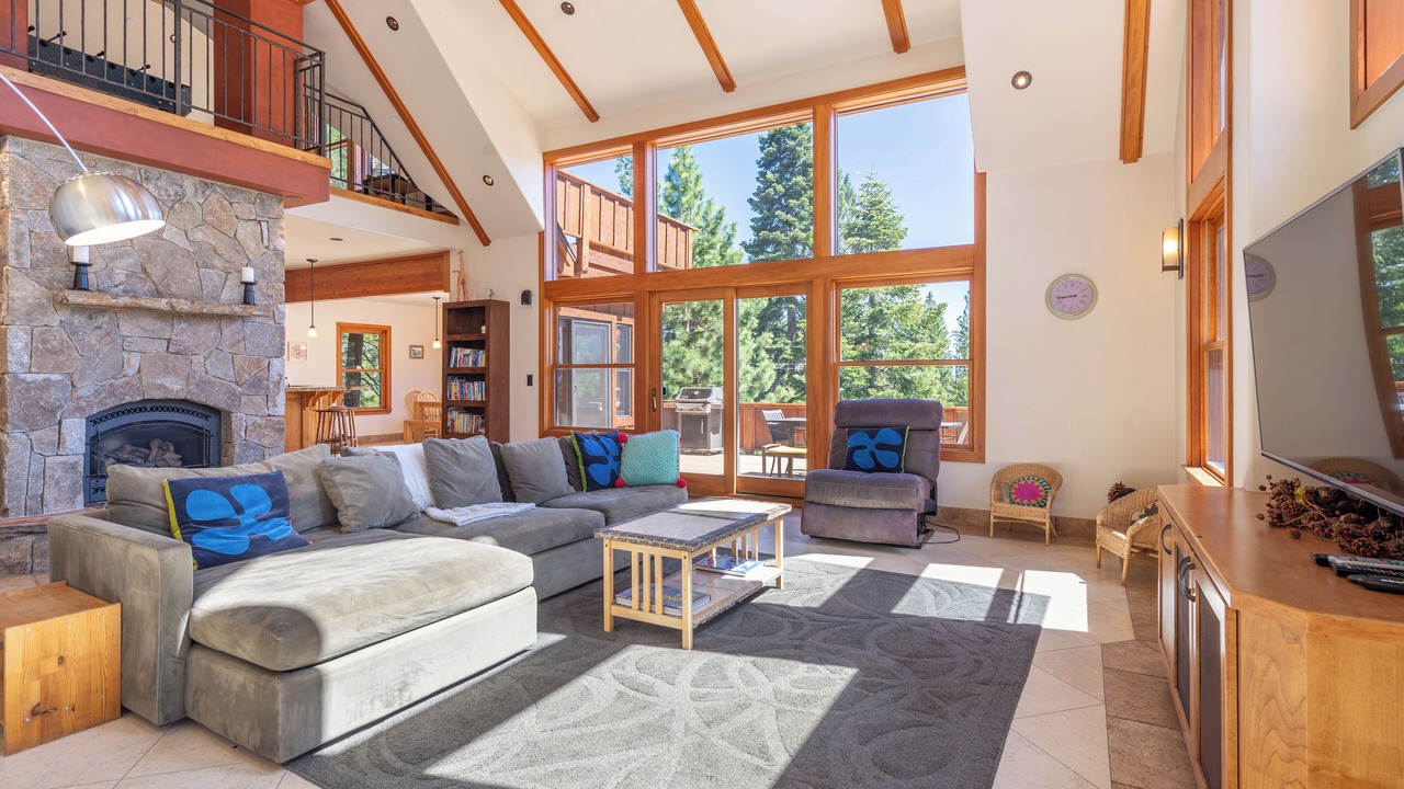 Photo of Livingroom in Kings Beach