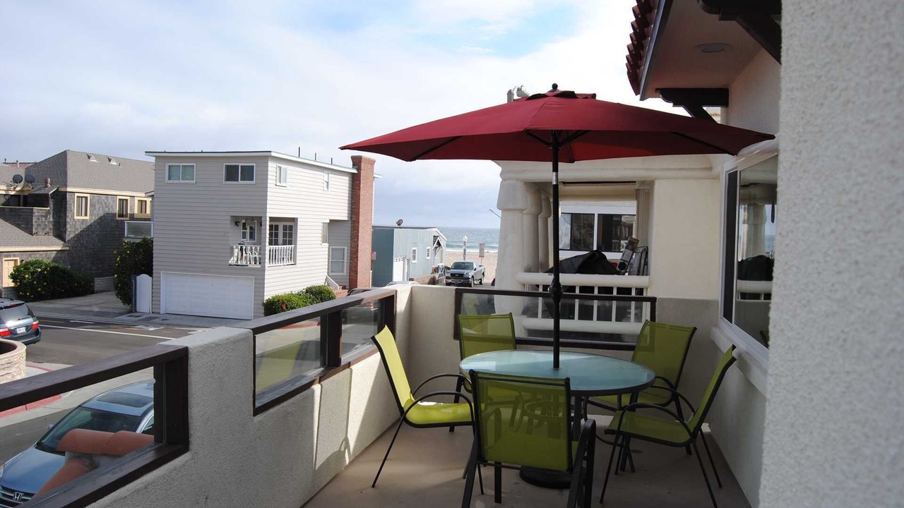 Photo of Patio Balcony in West Newport