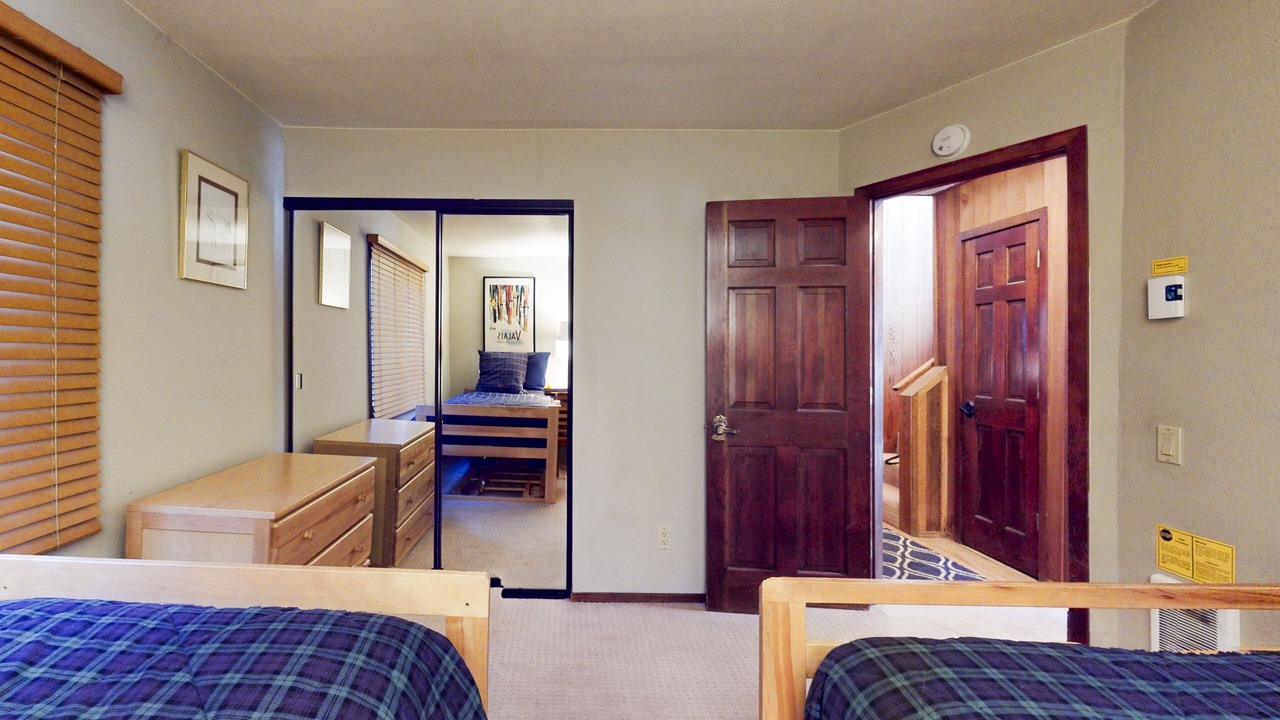 Photo of Bedroom in Mammoth Lakes