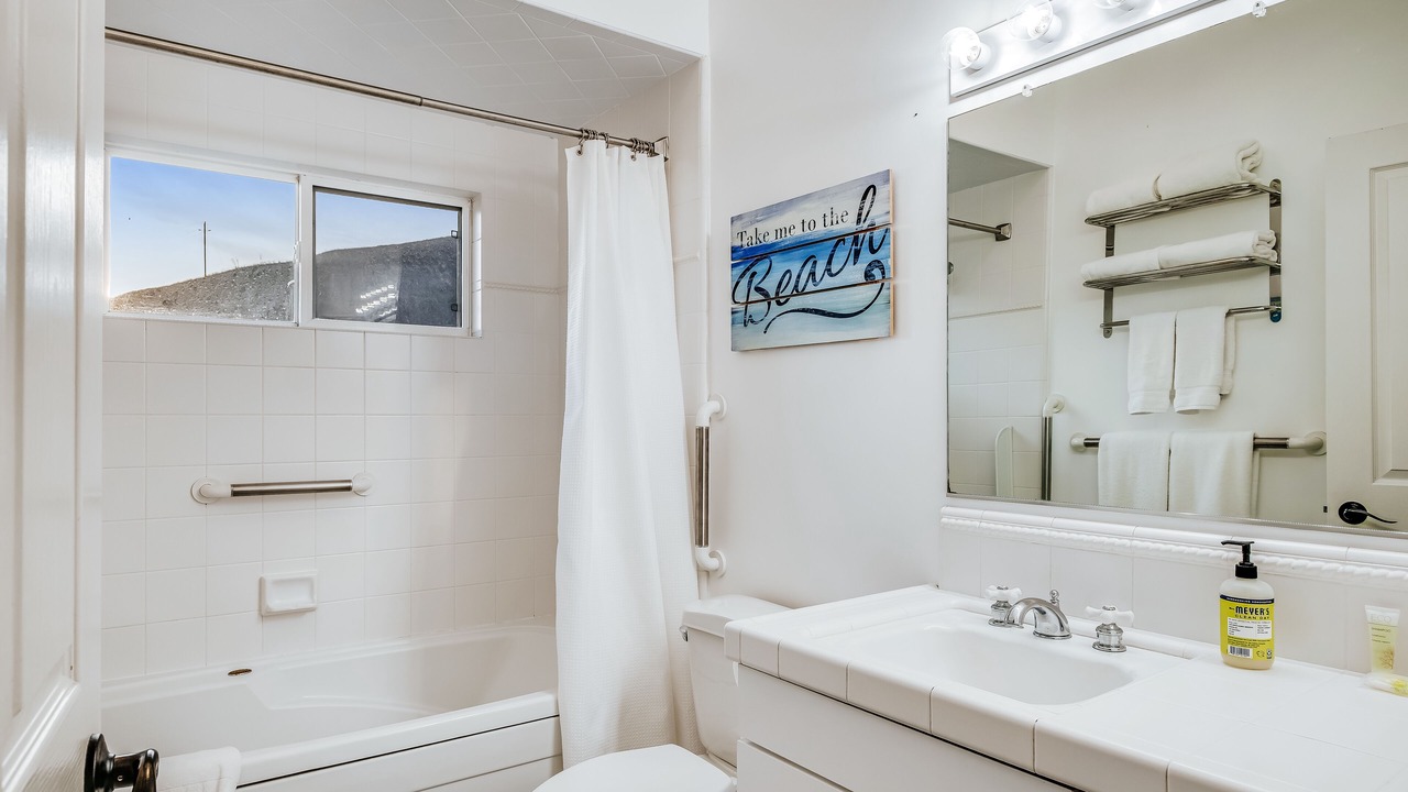Photo of Bathroom in Cayucos