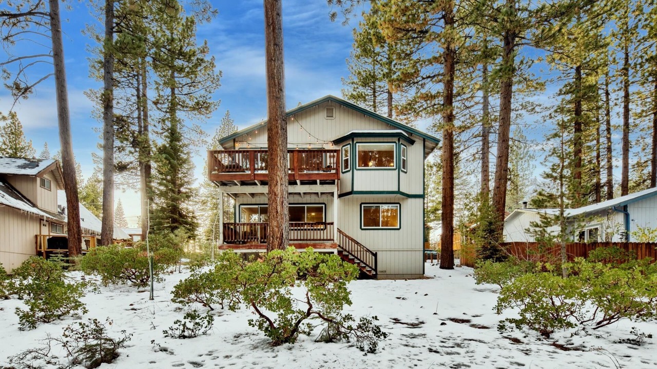 Photo of Outdoor in Pioneer Trail