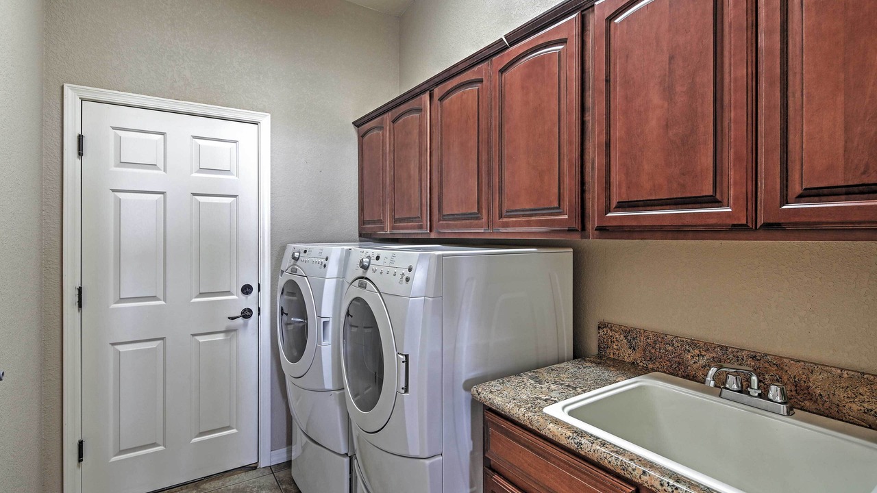 Photo of Bedroom in Desert Hills