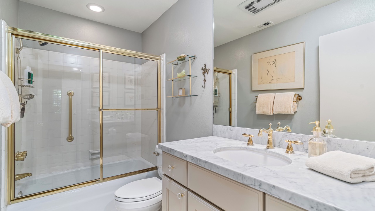 Photo of Bathroom in El Mirador